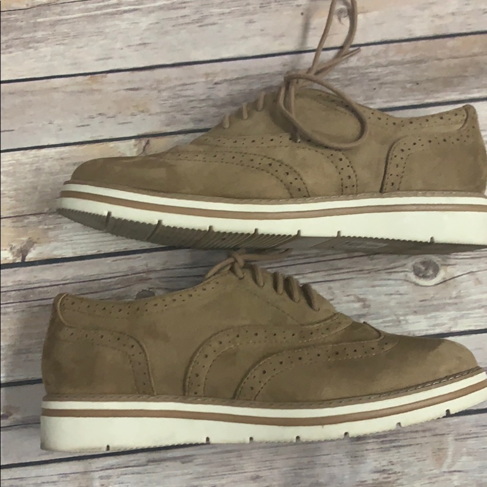 Tan Soda Brand Oxfords Size 8.5